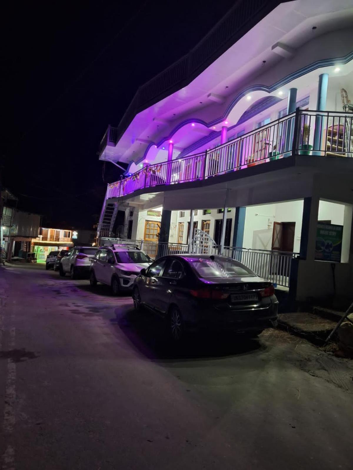 Chandarshila Hike Homestay Ukhimath ภายนอก รูปภาพ