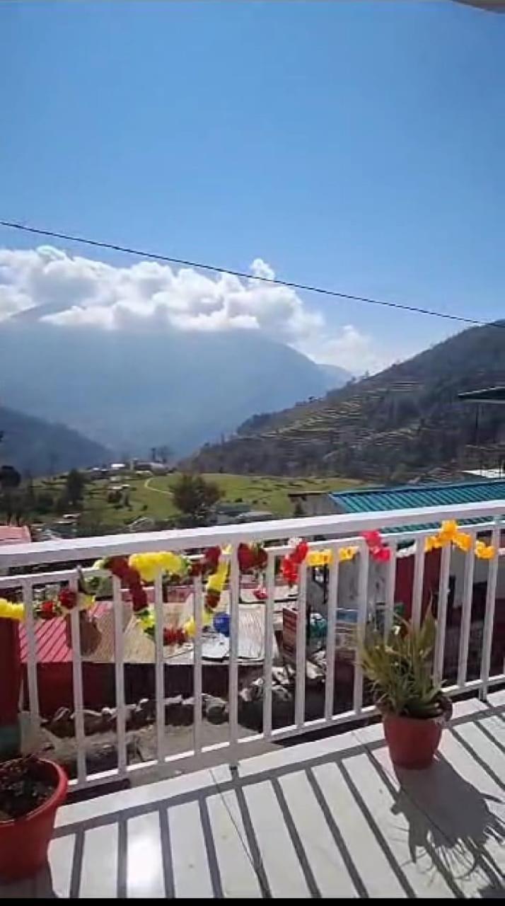 Chandarshila Hike Homestay Ukhimath ภายนอก รูปภาพ